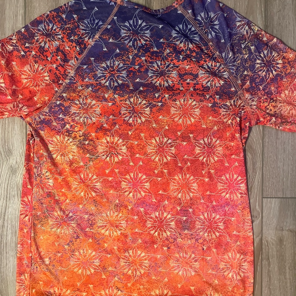 REEL brand water shirt - Picture 7 of 7